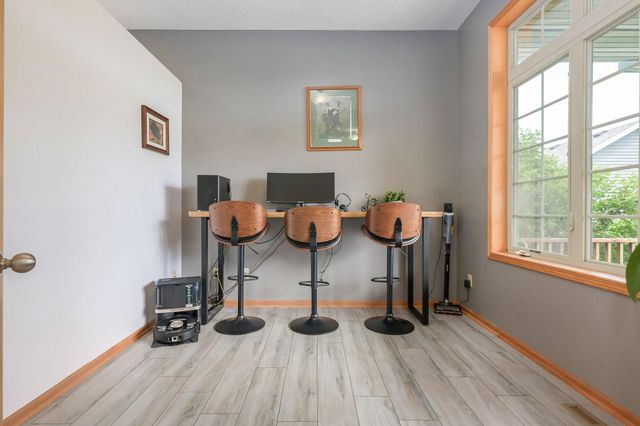 890 160th Lane NW, Andover, MN 55304
