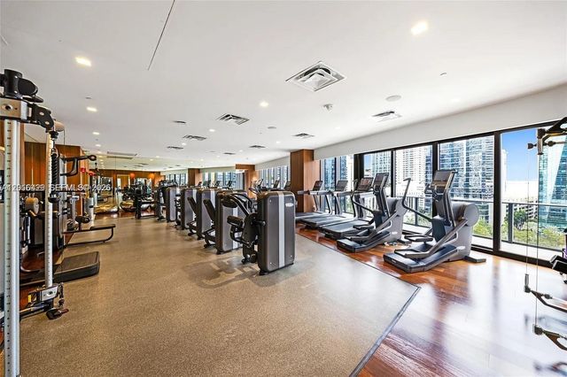 1300 S Miami Ave 4704, Miami, FL 33130