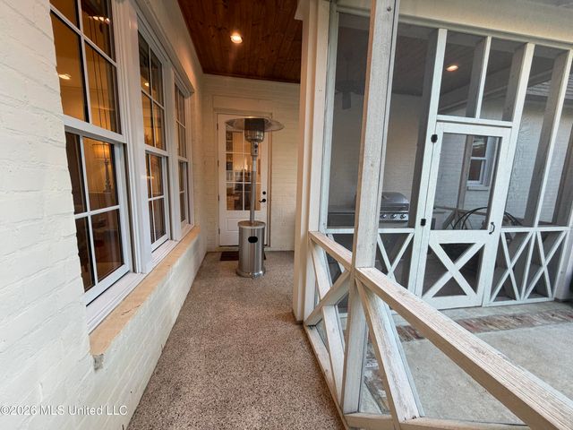 404 Herons Court, Ridgeland, MS 39157