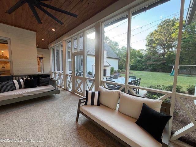 404 Herons Court, Ridgeland, MS 39157