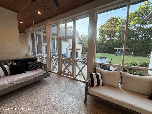 404 Herons Court, Ridgeland, MS 39157