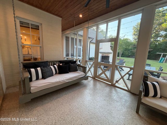 404 Herons Court, Ridgeland, MS 39157