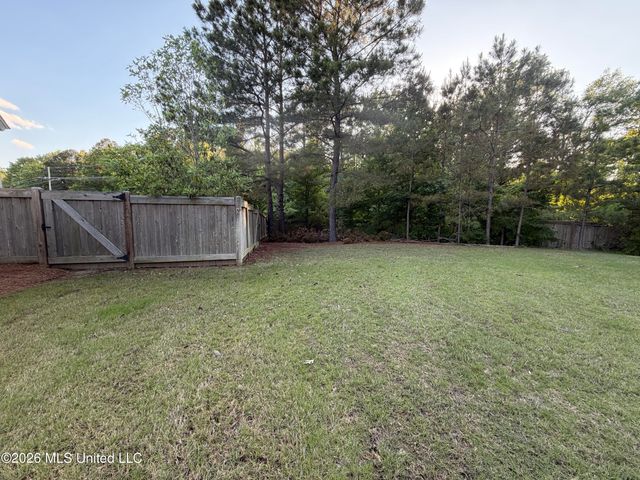 404 Herons Court, Ridgeland, MS 39157