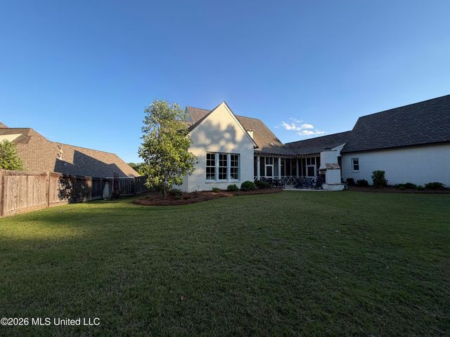 404 Herons Court, Ridgeland, MS 39157