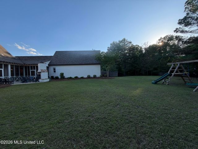 404 Herons Court, Ridgeland, MS 39157