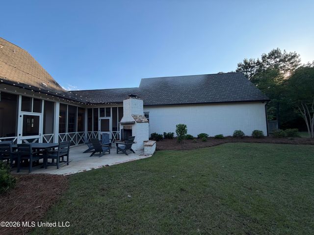 404 Herons Court, Ridgeland, MS 39157