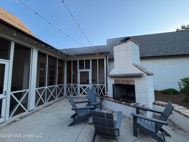 404 Herons Court, Ridgeland, MS 39157