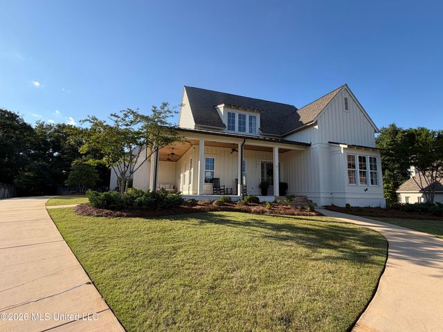 404 Herons Court, Ridgeland, MS 39157