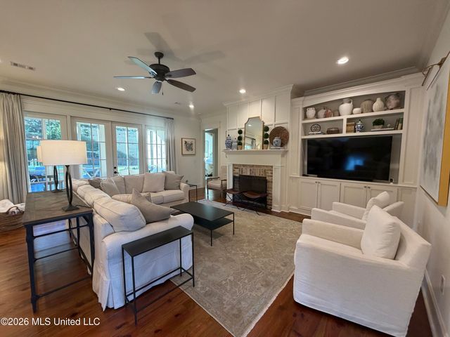 404 Herons Court, Ridgeland, MS 39157