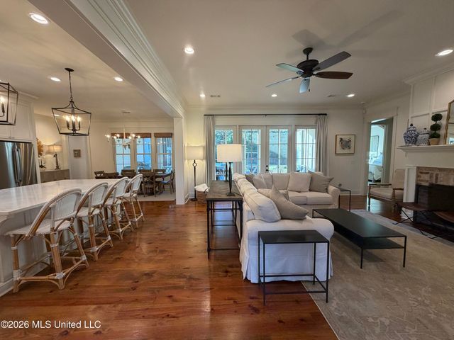 404 Herons Court, Ridgeland, MS 39157