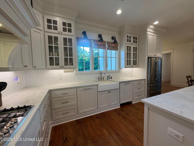 404 Herons Court, Ridgeland, MS 39157