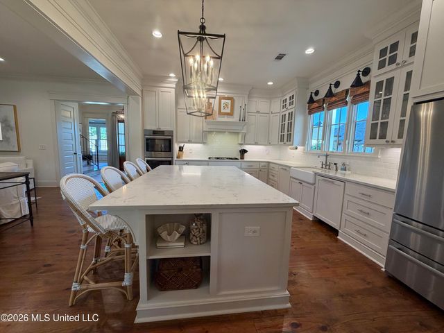 404 Herons Court, Ridgeland, MS 39157