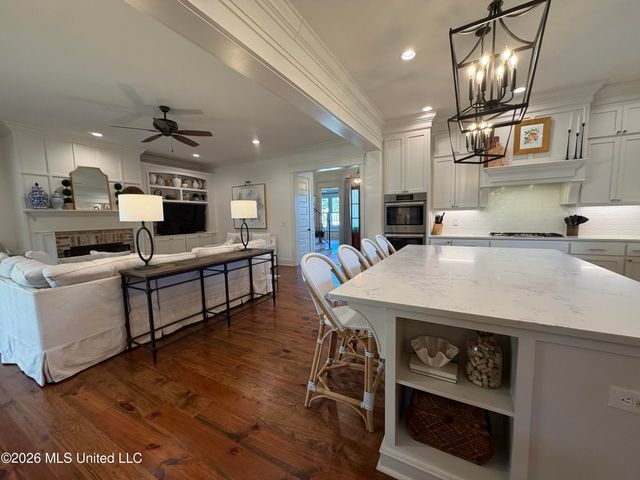 404 Herons Court, Ridgeland, MS 39157