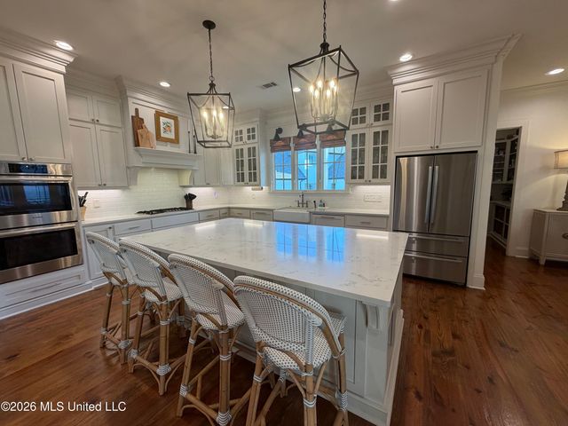404 Herons Court, Ridgeland, MS 39157