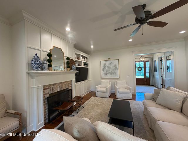 404 Herons Court, Ridgeland, MS 39157
