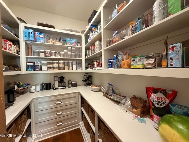 404 Herons Court, Ridgeland, MS 39157