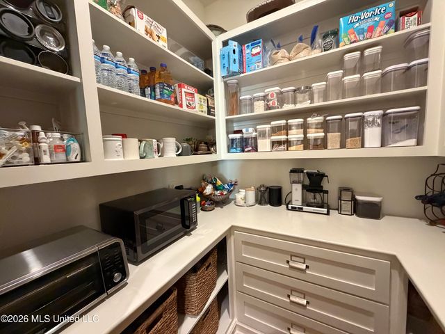 404 Herons Court, Ridgeland, MS 39157