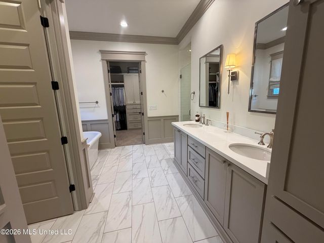 404 Herons Court, Ridgeland, MS 39157