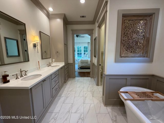 404 Herons Court, Ridgeland, MS 39157