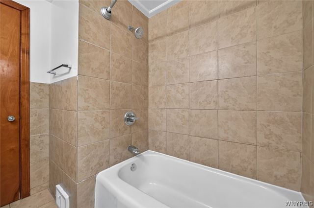 8 Evergreen Place, Cheektowaga, NY 14225