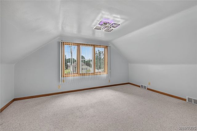 8 Evergreen Place, Cheektowaga, NY 14225