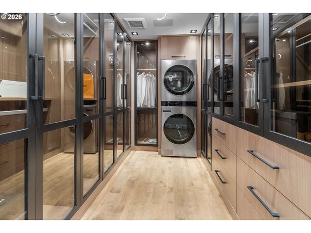 8015 Se EVERGREEN Hwy, Vancouver, WA 98664