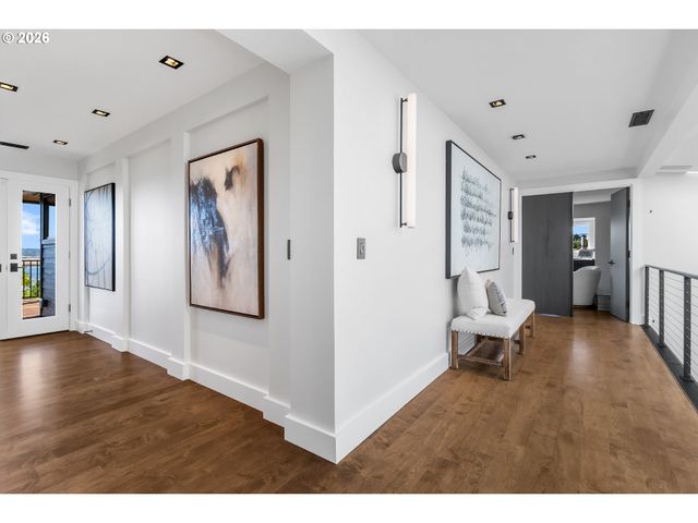 8015 Se EVERGREEN Hwy, Vancouver, WA 98664