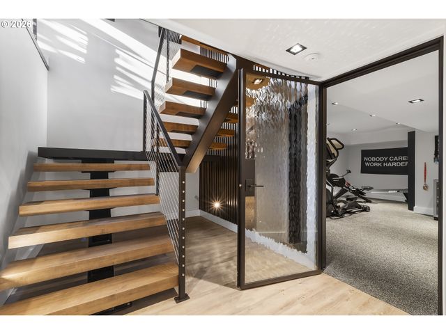 8015 Se EVERGREEN Hwy, Vancouver, WA 98664