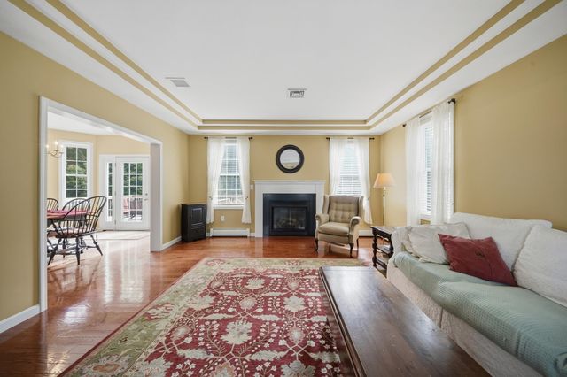 48 Bald Hill Road, Raymond, NH 03077