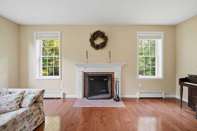 48 Bald Hill Road, Raymond, NH 03077
