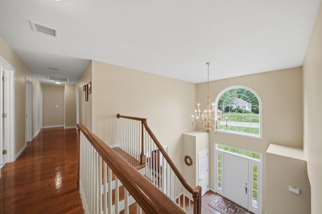 48 Bald Hill Road, Raymond, NH 03077