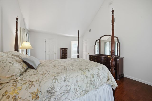 48 Bald Hill Road, Raymond, NH 03077