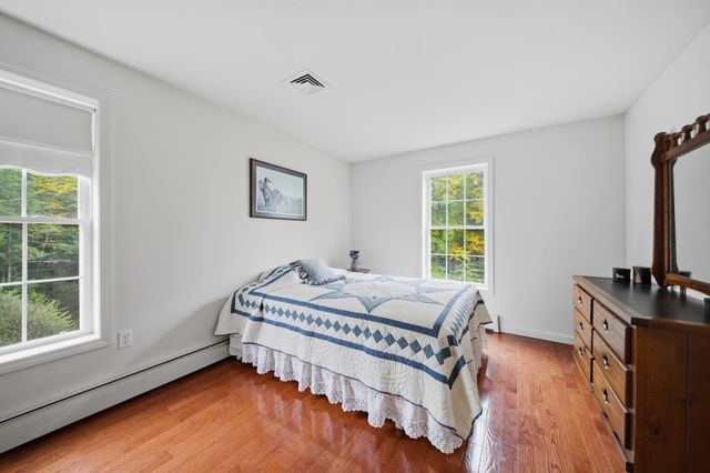 48 Bald Hill Road, Raymond, NH 03077