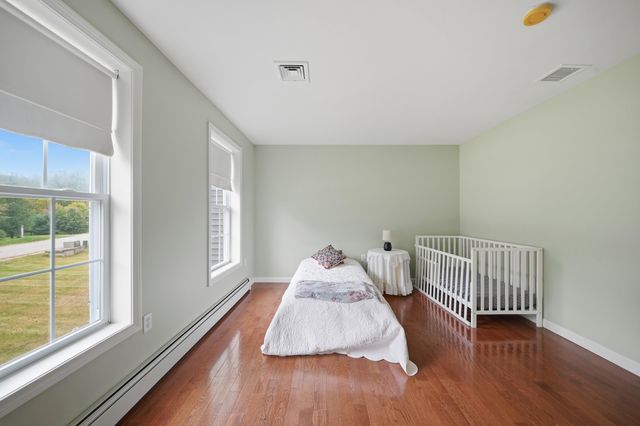 48 Bald Hill Road, Raymond, NH 03077