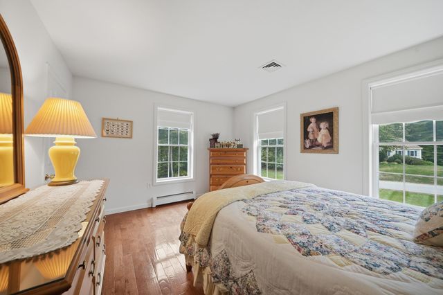 48 Bald Hill Road, Raymond, NH 03077