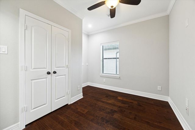 1620 W 24th Street C, Houston, TX 77008