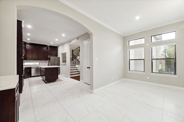 1620 W 24th Street C, Houston, TX 77008