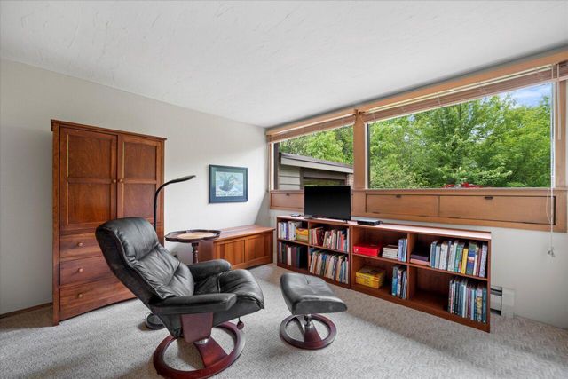 8325 N Regent ROAD, Fox Point, WI 53217