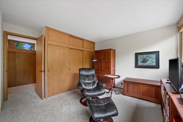 8325 N Regent ROAD, Fox Point, WI 53217