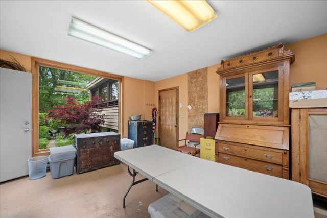 8325 N Regent ROAD, Fox Point, WI 53217