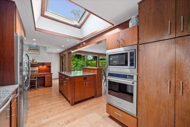 8325 N Regent ROAD, Fox Point, WI 53217