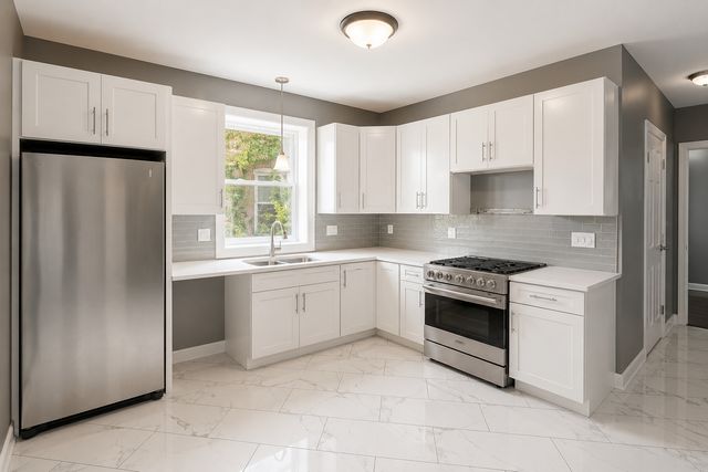 7817 S Aberdeen Street 1, Chicago, IL 60620
