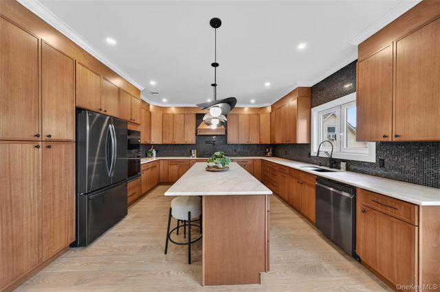 2460 Centre Avenue, Bellmore, NY 11710