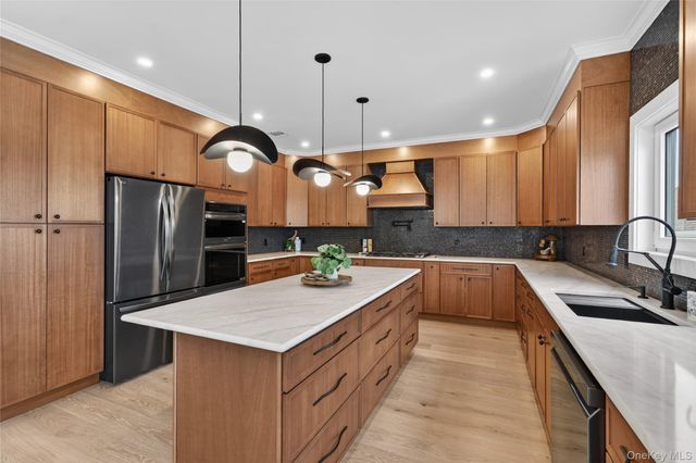 2460 Centre Avenue, Bellmore, NY 11710