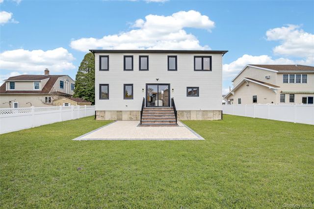 2460 Centre Avenue, Bellmore, NY 11710