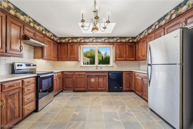 3410 Lindbergh Avenue NW, Canton, OH 44718