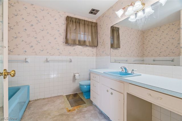 3410 Lindbergh Avenue NW, Canton, OH 44718