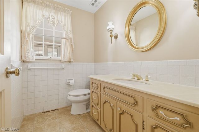 3410 Lindbergh Avenue NW, Canton, OH 44718