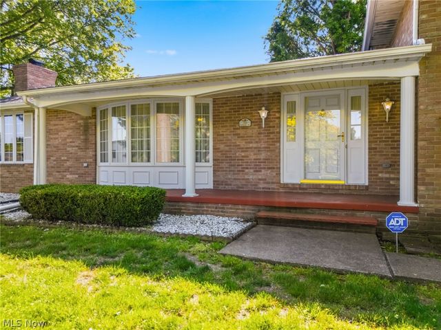3410 Lindbergh Avenue NW, Canton, OH 44718