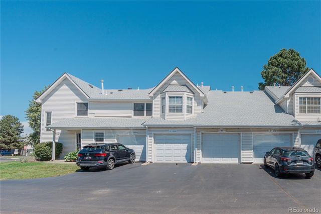 12524 E Pacific Circle B, Aurora, CO 80014